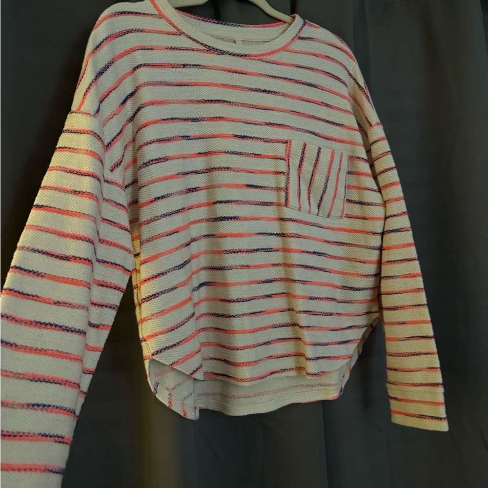 Sweater - Picture 3 of 3